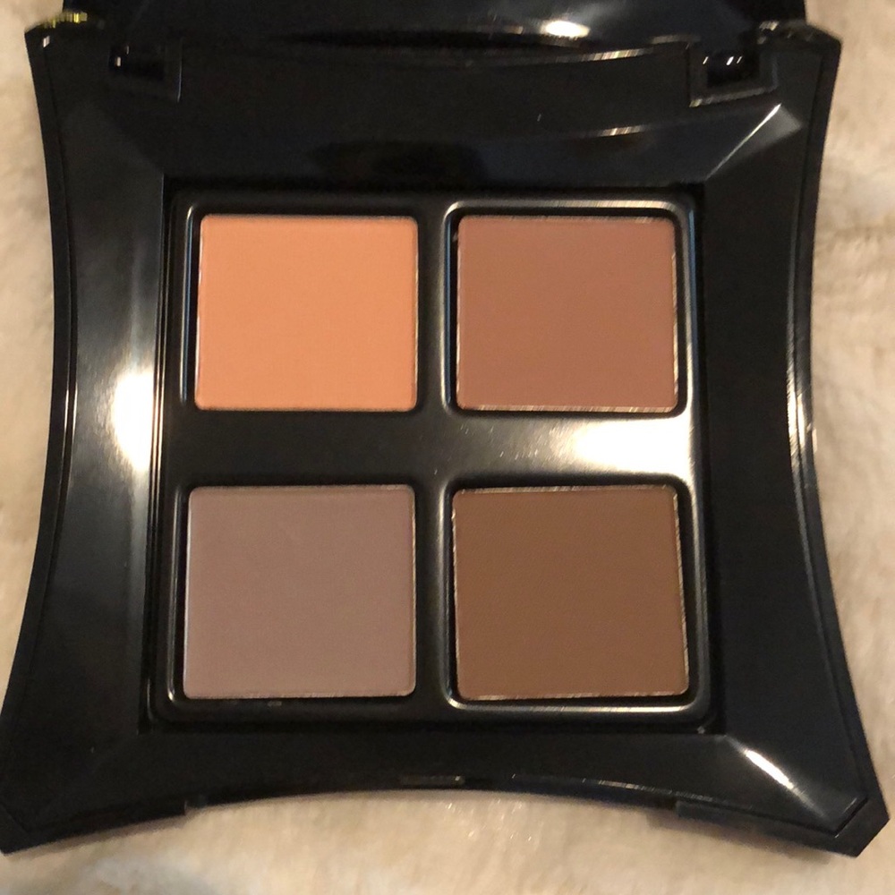 Illamasqua Eyeshadow Palette in Vital